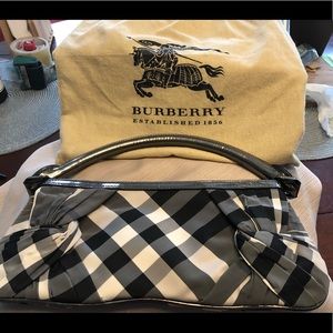 Authentic Burberry shoulder bag w/FREE wallet